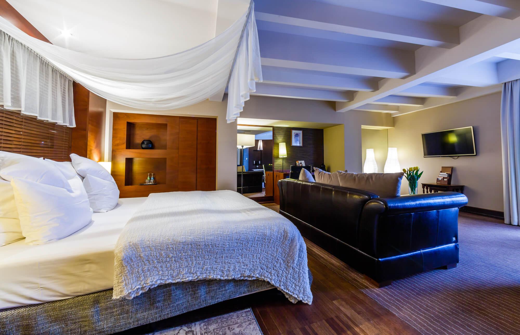 Grand Hotel Boutique เชชูฟ ภายนอก รูปภาพ